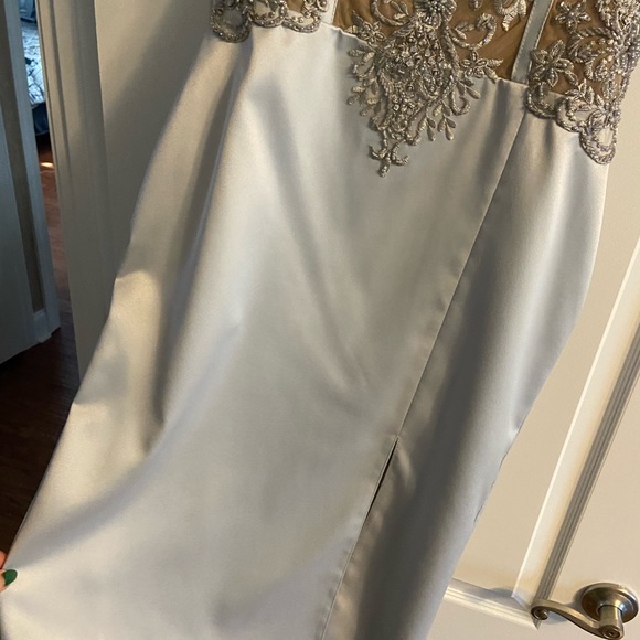 Dress 👌 - Picture 4 of 7